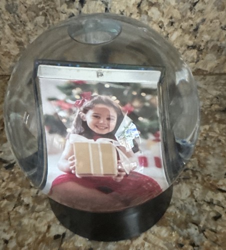 Snow globe with personalized - globe,