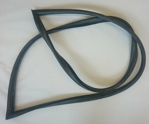 Rear window seal - rear,
