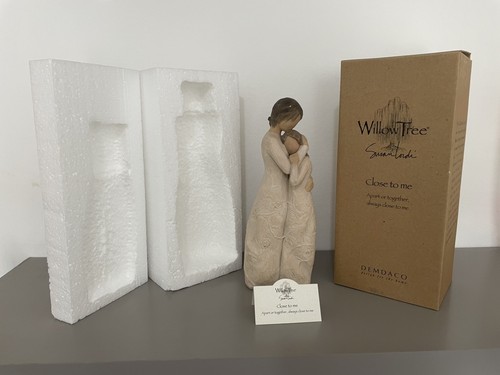 Willow tree figure - figure, close