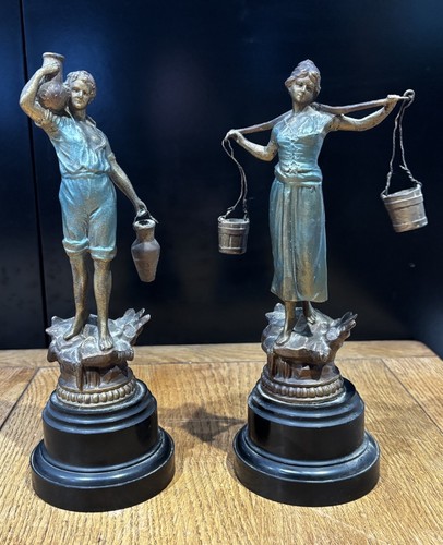Pair art deco figures - pair,
