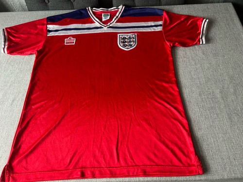 England 1982 away - score, draw