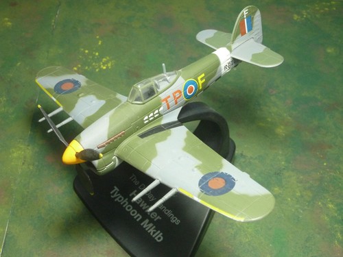 Hawker typhoon d day - typhoon, 'd-day