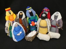 11 Piece Handknitted Nativity