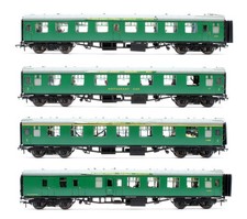 BACHMANN 'OO' GAUGE RAKE OF 4 ASSORTED BR MK1 SR GREEN COACHES