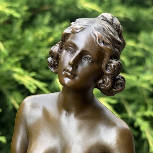 Bronze woman statue lady - woman,