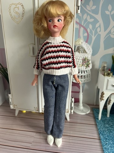Vintage 1960s mini sindy - vintage,