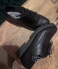 Lace Up Women’s Classic