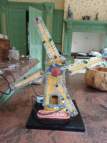 Vintage meccano scratch built - vintage,