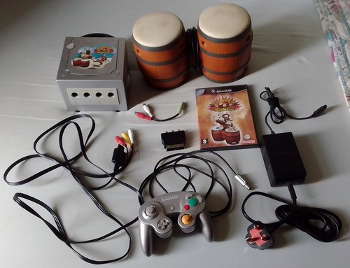 Nintendo gamecube silver - nintendo,