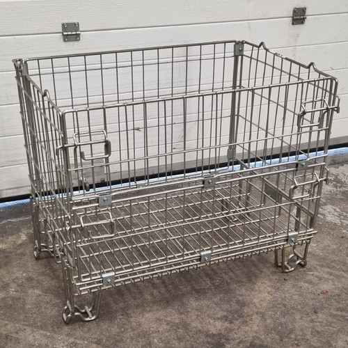 Half euro cage stackable - cage,