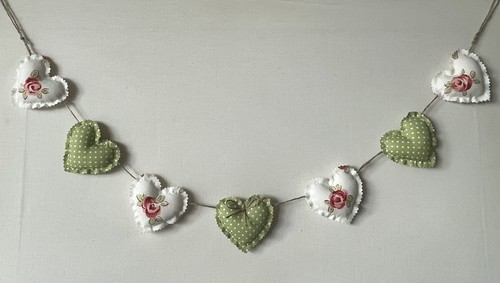 Heart garland bunting laura - bunting,