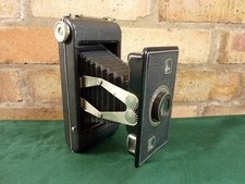 nice vintage Kodak Jiffy Series II folding camera 620 roll film