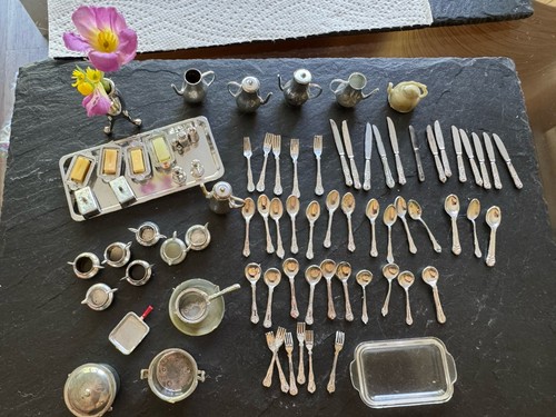 Sindy vintage doll - sindy, accessories