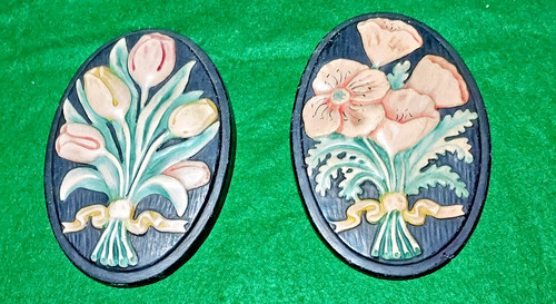 Vintage chalkware oval - 2, 6"