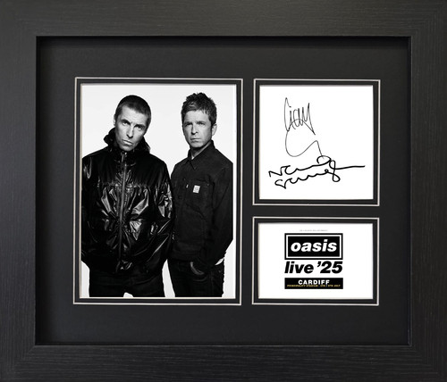 Oasis cardiff live liam - cardiff, 25