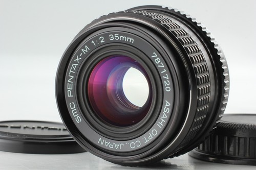 Near mint smc pentax - mint*,
