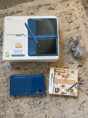 Boxed nintendo dsi handheld - nintendo,