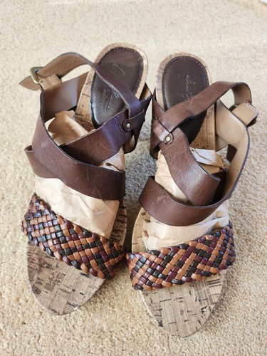Brown leather upper strappy - ,