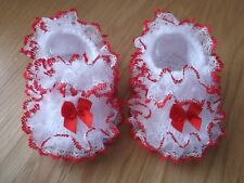 HAND KNITTED ROMANY BABY SHOE/BOOTIES WHITE/RED- FIT 0-3 MTHS/REBORN DOLL-B9