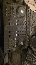 Traktor Kontrol S4 MK1 DJ Controller