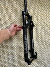 Fox Float 32 Rhythm 29 / 27.5"