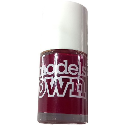 Models own nail - models,