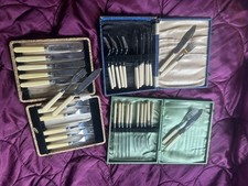 Vintage Boxed Fish Knives &