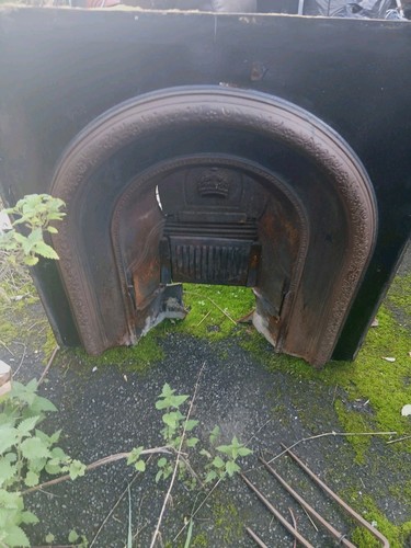 1900 fire place cast - 1900's,