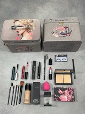 MAC Style Premium Makeup Kit