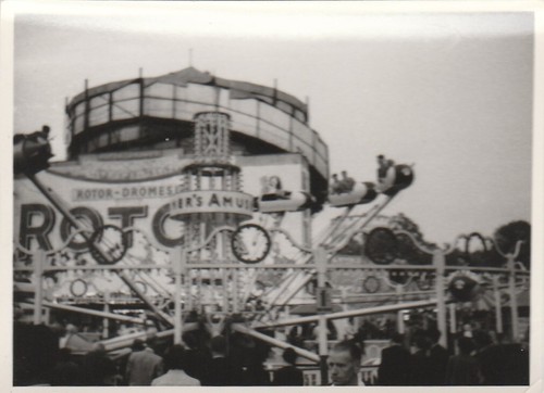Rotor fairground ride - ride,