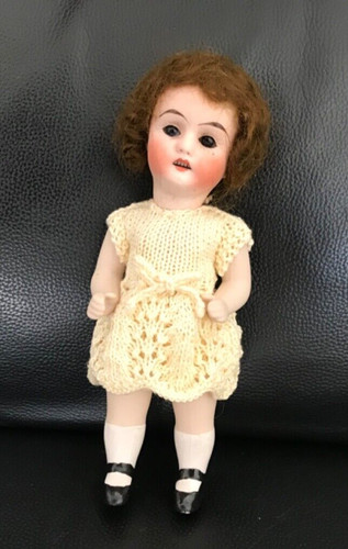 Antique simon and halbig - simon,