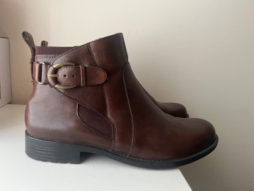 Earth spirit boots - size, 5