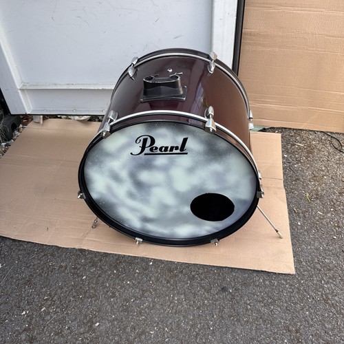 22x16 unbranded bass - 22”., 22x16”