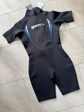 Surfing diving mares - surfing,