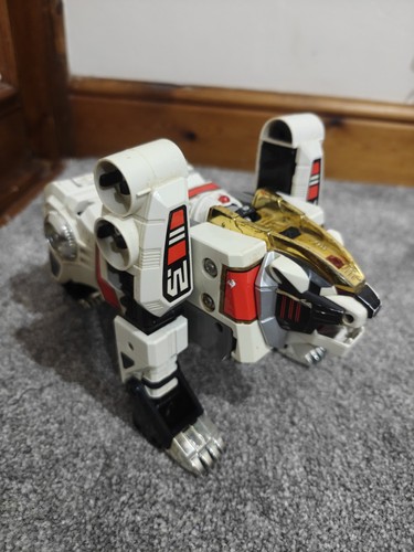 Power ranger figure - ranger, deluxe