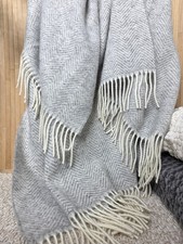 Wool blanket 100% virgin wool