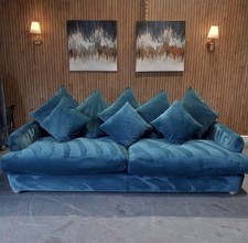 Loaf Extra Large Smooch Sofa