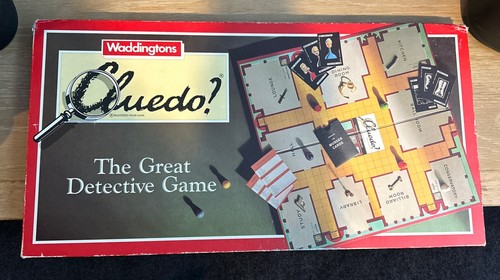 Waddingtons cluedo board game - cluedo,