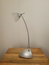 Retro Halogen Adjustable Desk