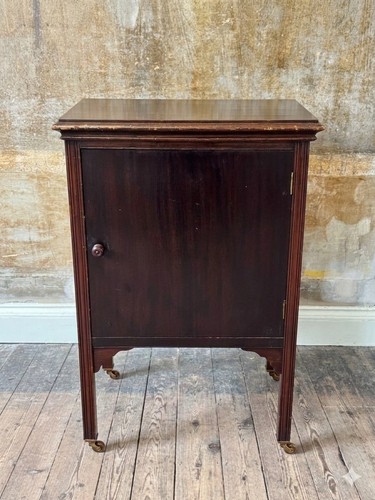 Elegant vintage mahogany - elegant,