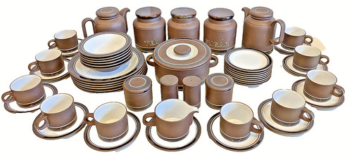 Hornsea pottery contrast - hornsea,