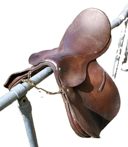 English horse saddle brown - 18",