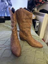 Ladies Brown Embroidered Cowboy Boots Size 8 Block Heel Pull On
