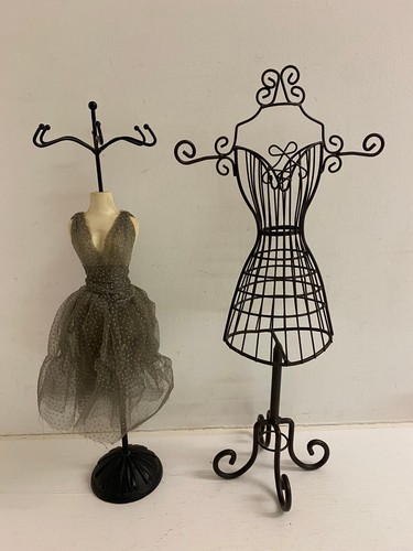 Mannequin jewellery holder - jewellery,
