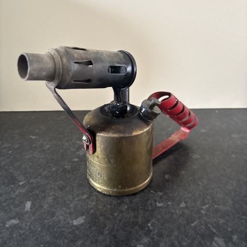 Vintage monitor brass body - brass,