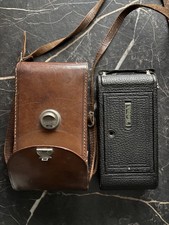 Old Kodak Camera whith Leather Case ( Untested )