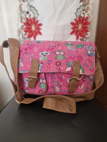 Women pink owl animal - pink,