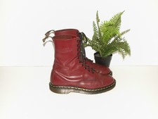 Dr. Martens 1490 cherry red