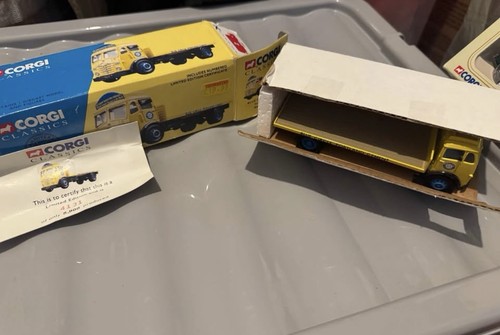 Corgi classics blue - classics, circle