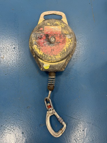 Fall arrest safety harness - arrest,